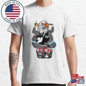 Essential Dj T Shirt Gift For Your Dad Husband T-Shirt Hoodie